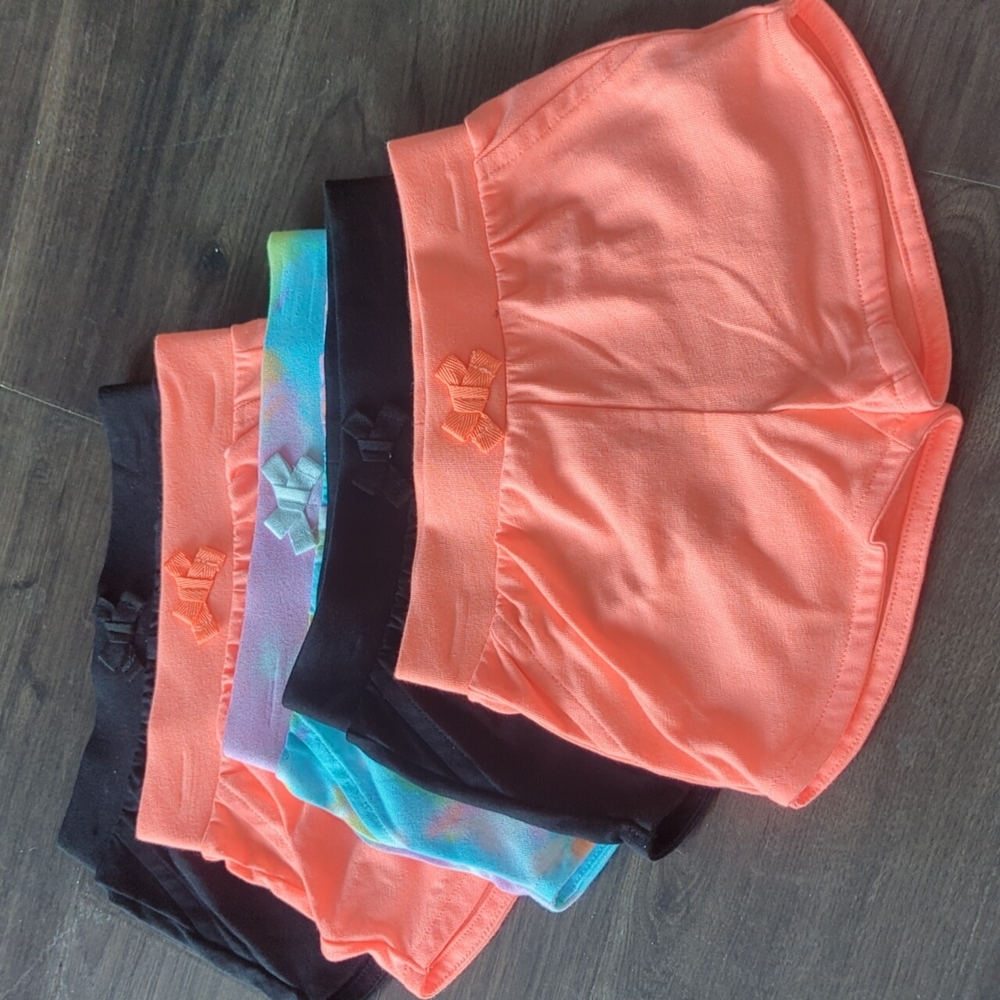 Lot of 5 pairs of girls shorts 6-12M
